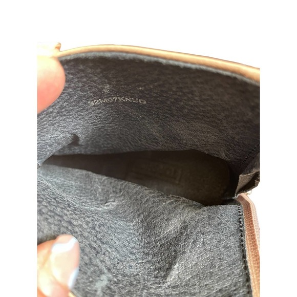 NWOT Topshop Womens Leather Side Bow Ankle Bootie Back Zip Size 6.5US Tan - Picture 6 of 8